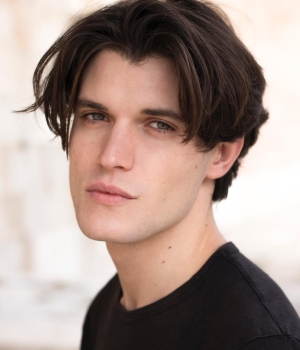 Wells Ian Aubrey