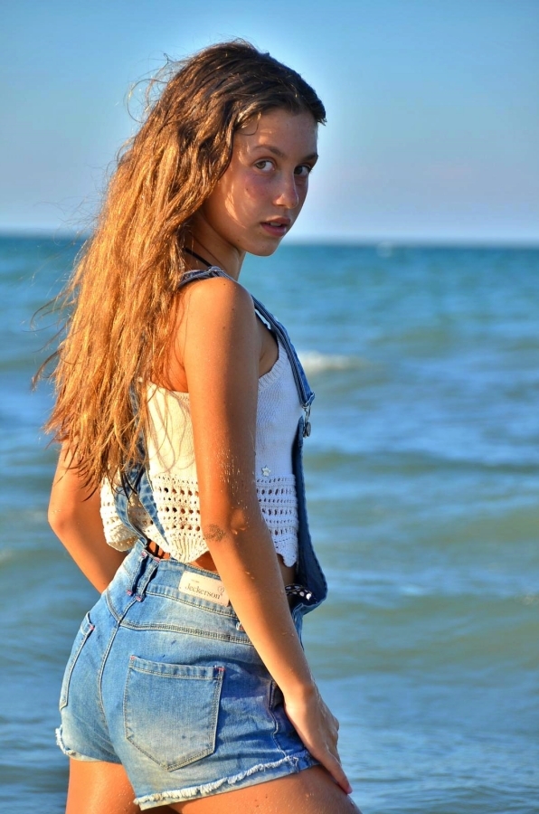 Filmografia, curriculum e foto