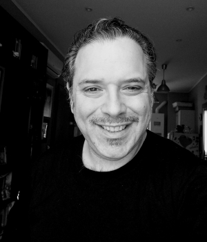 Enzo  Paci