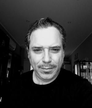 Enzo  Paci