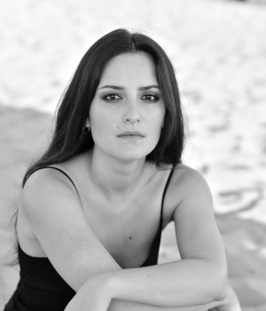 Gloria  Carovana