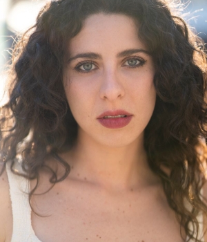 Dora  Macripò