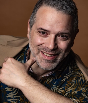 Enzo  Paci